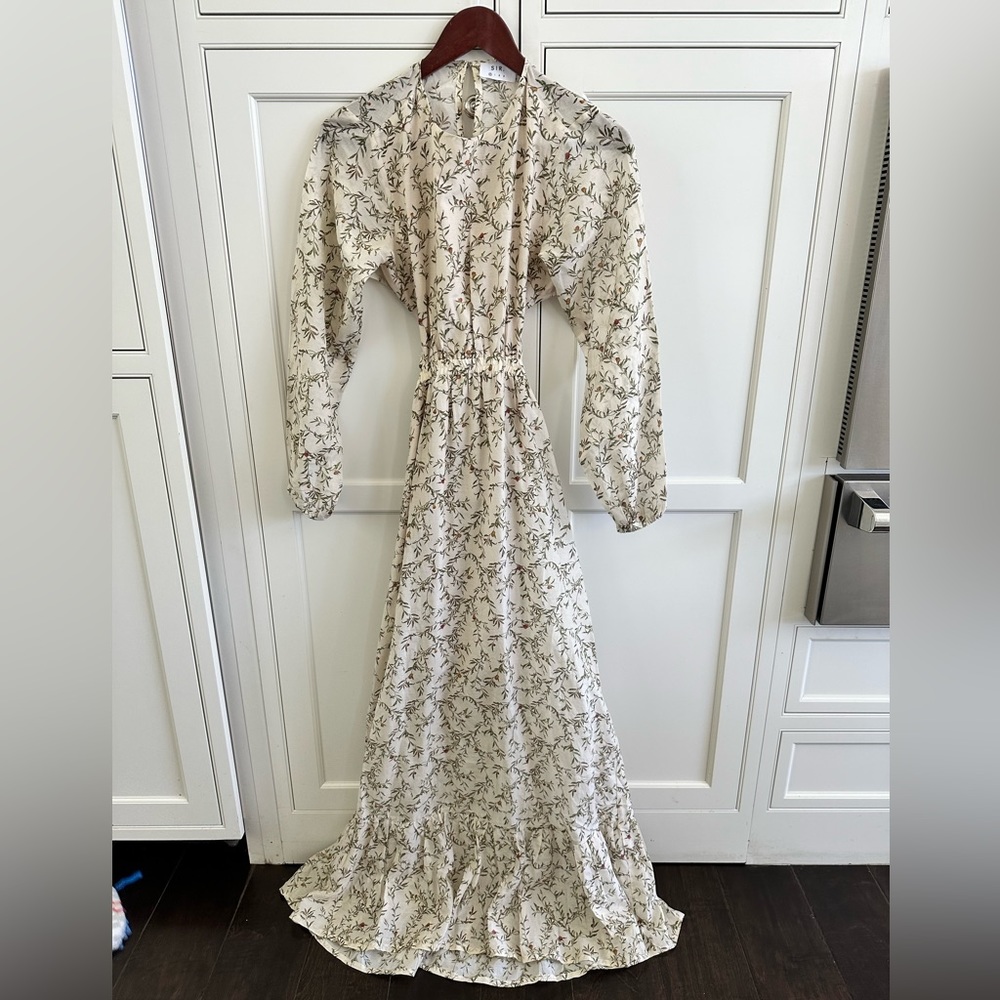 SIR. Maxi, Long sleeve, open back dress sz 0 (mint condition)